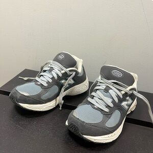 New balance 2002r gray/blueish 4.5 37 eur